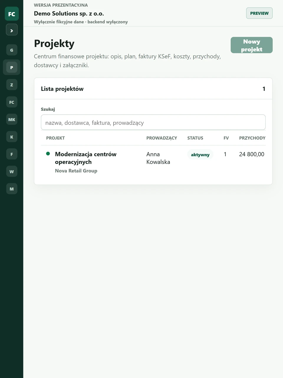 FlowCore — lista projektów na tablecie